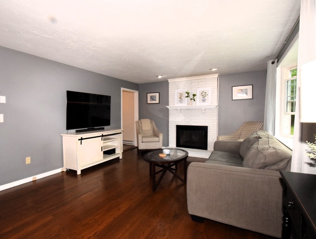 30 Clark Road, Unit C Wrentham, MA 02093 - Photo 5 of 31 Gallery Image 5
