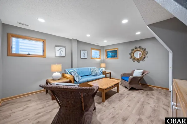 $1,600,000 | 605 Saltspray Court, Corolla, NC 27927
