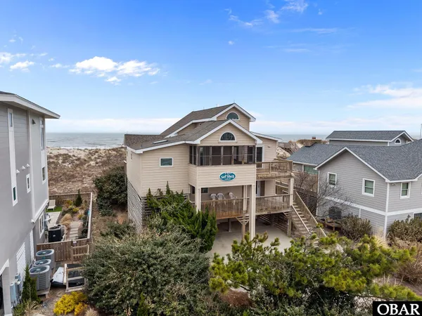 $1,600,000 | 605 Saltspray Court, Corolla, NC 27927