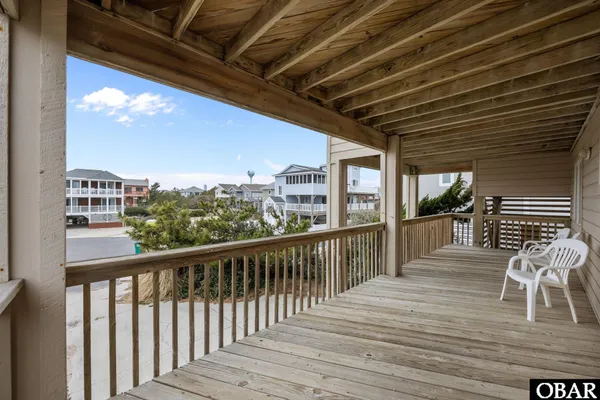 $1,600,000 | 605 Saltspray Court, Corolla, NC 27927