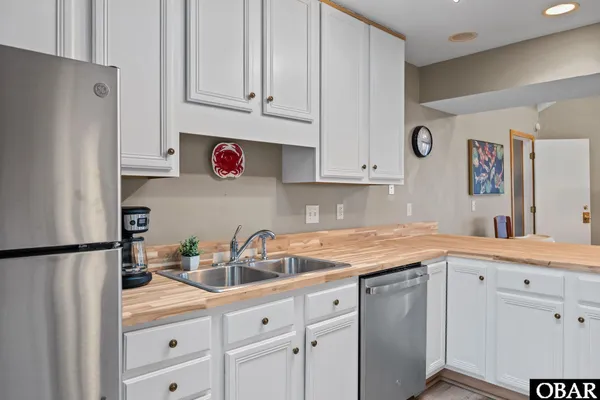 $1,600,000 | 605 Saltspray Court, Corolla, NC 27927