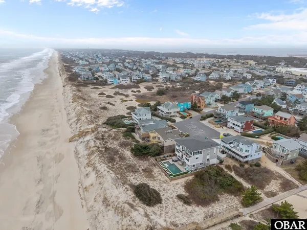 $1,600,000 | 605 Saltspray Court, Corolla, NC 27927