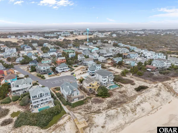 $1,600,000 | 605 Saltspray Court, Corolla, NC 27927