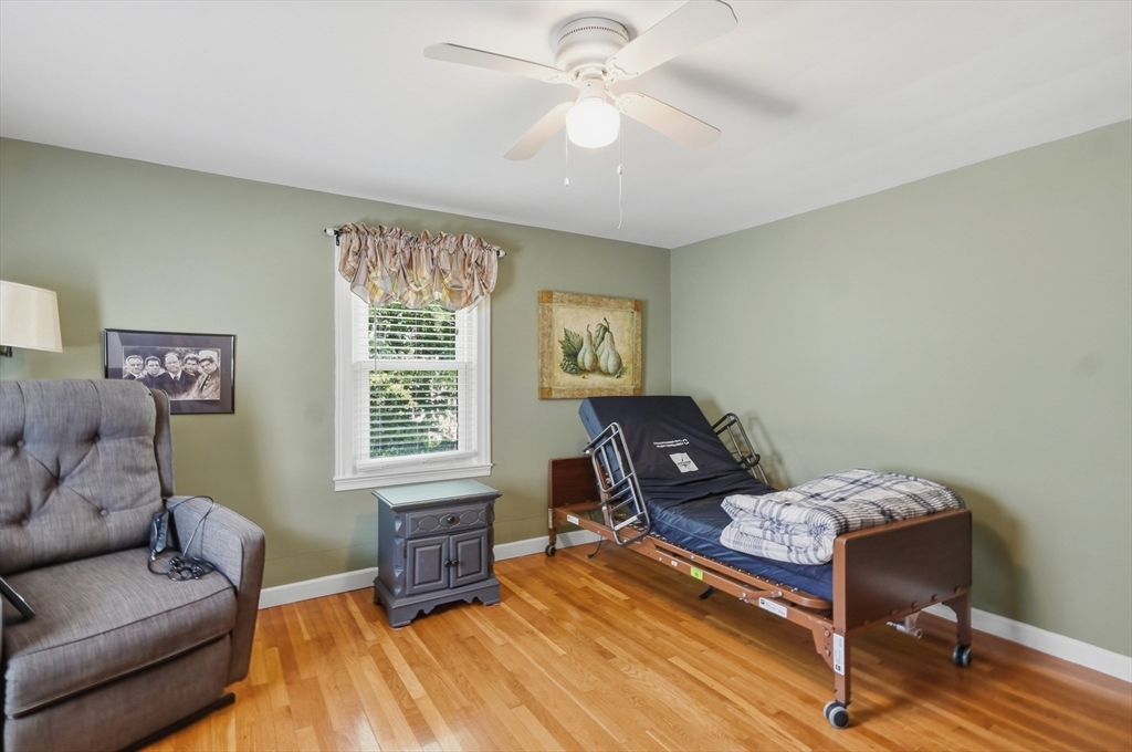 36 Glenn Road Lowell, MA 01852 - Photo 24 of 39