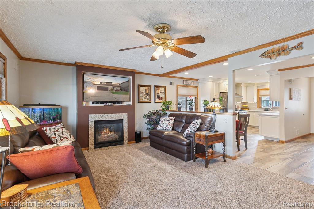 45850 Edgewater Street Chesterfield, MI 48047 - Photo 18 of 61