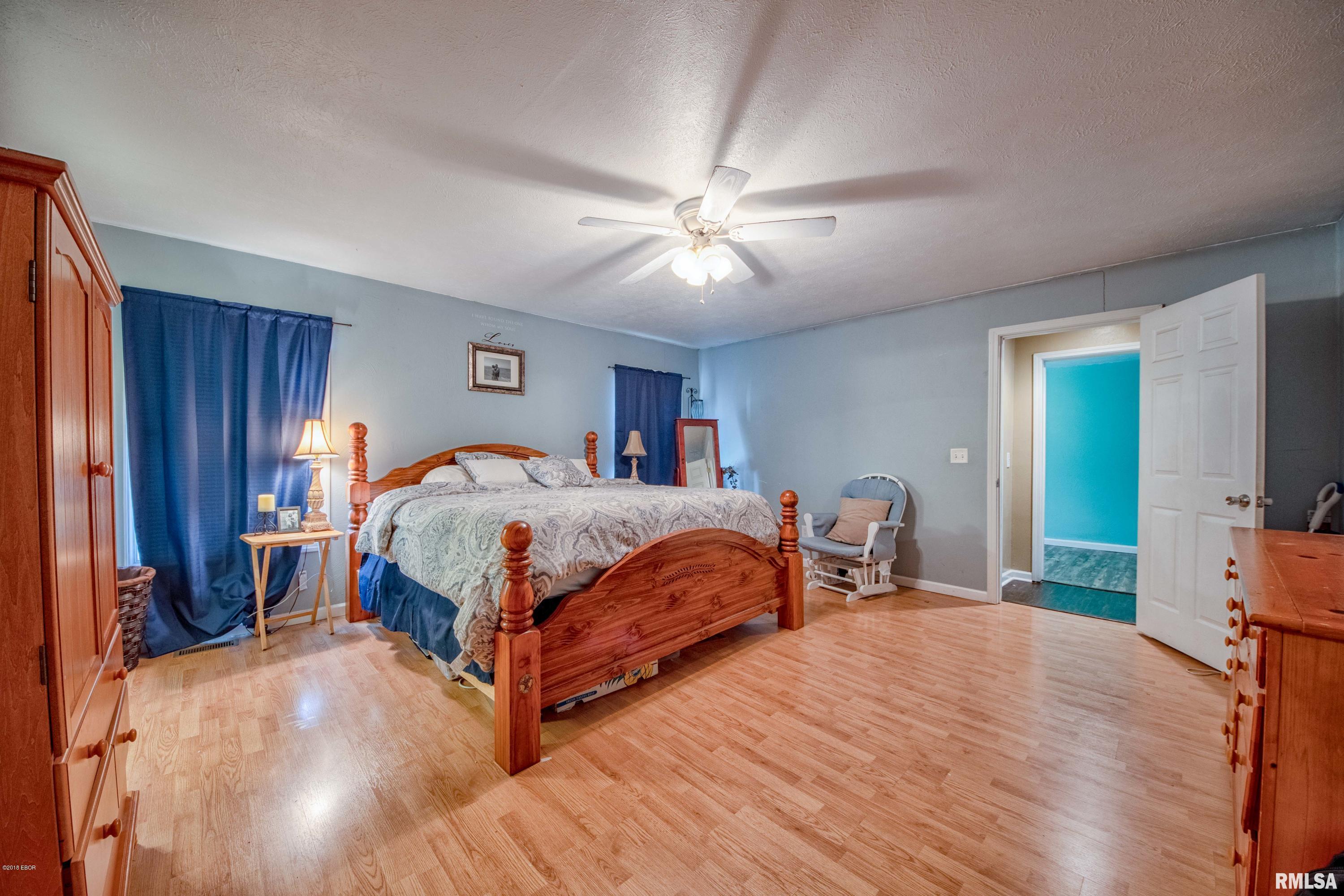 13319 Cruse Road Carterville, IL 62918 - Photo 14 of 26 Gallery Image 14
