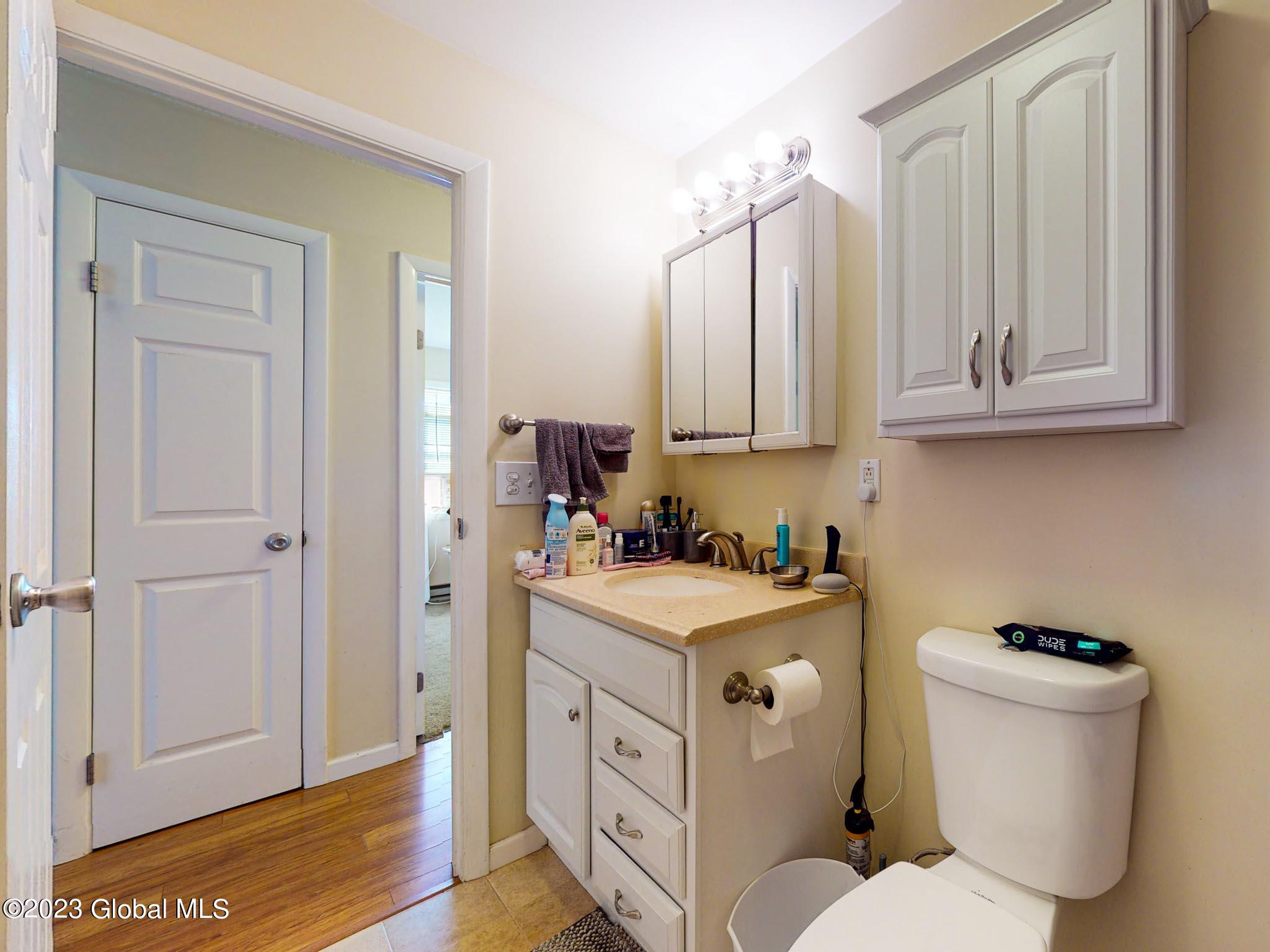 99-101 Vosburgh Road Halfmoon, NY 12118 - Photo 14 of 18 FULLBATHROOM1