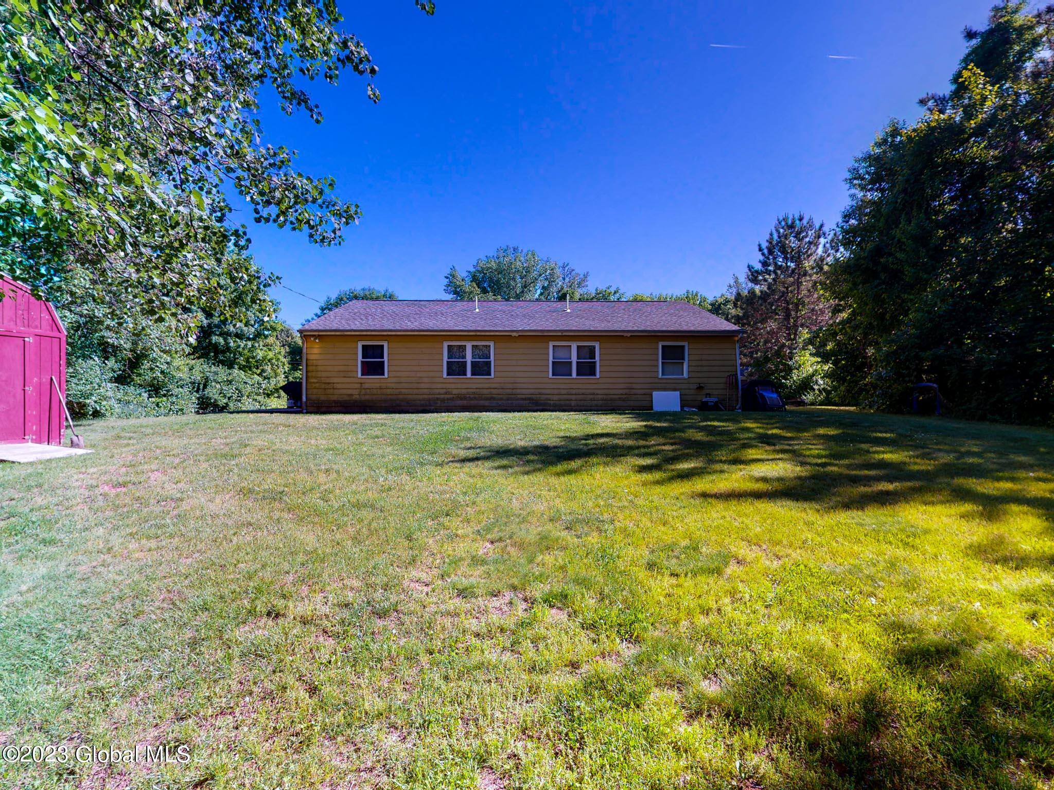 99-101 Vosburgh Road Halfmoon, NY 12118 - Photo 17 of 18 EXTERIOR3