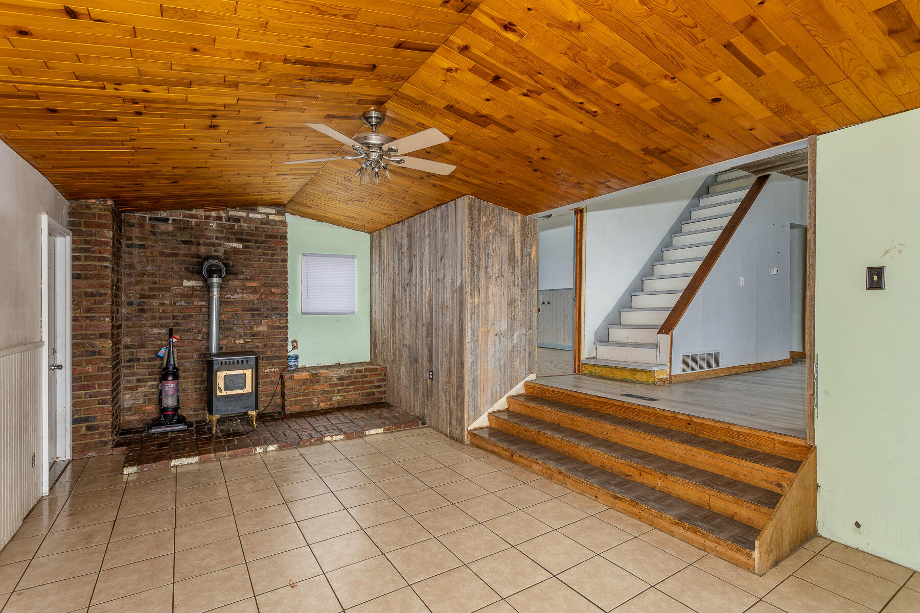 10670 Fenner Road Laura, OH 45337 - Photo 8 of 17 Gallery Image 8