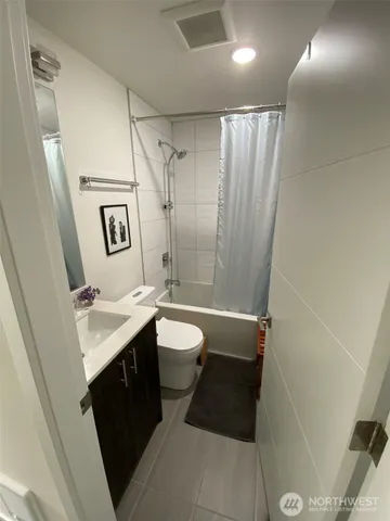 $2,850 | 13735 35th Avenue Northeast, Unit B, Seattle, WA 98125