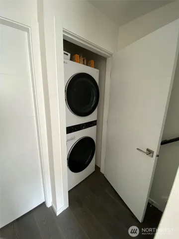 $2,850 | 13735 35th Avenue Northeast, Unit B, Seattle, WA 98125