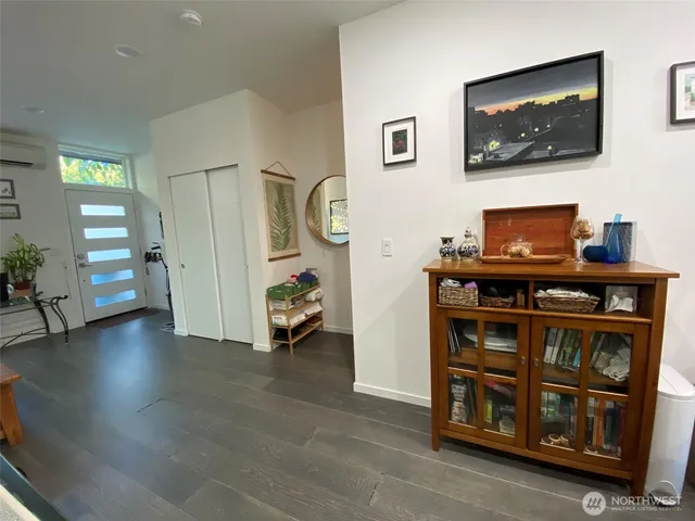 $2,850 | 13735 35th Avenue Northeast, Unit B, Seattle, WA 98125