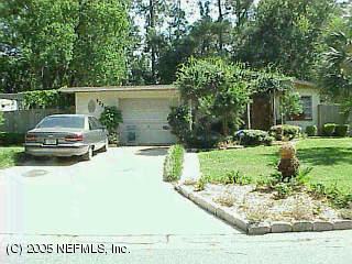 5228 Damascus Road South Jacksonville, FL 32207 - Photo 1 of 1 a view of a backyard with table and chairs