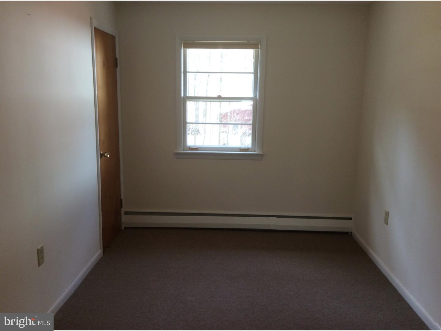 2405 New Holland Road Reading, PA 19607 - Photo 20 of 25 Dining Room
