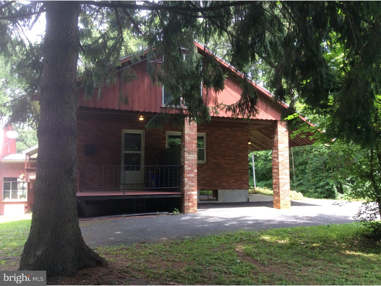 2405 New Holland Road Reading, PA 19607 - Photo 3 of 25 Exterior Side
