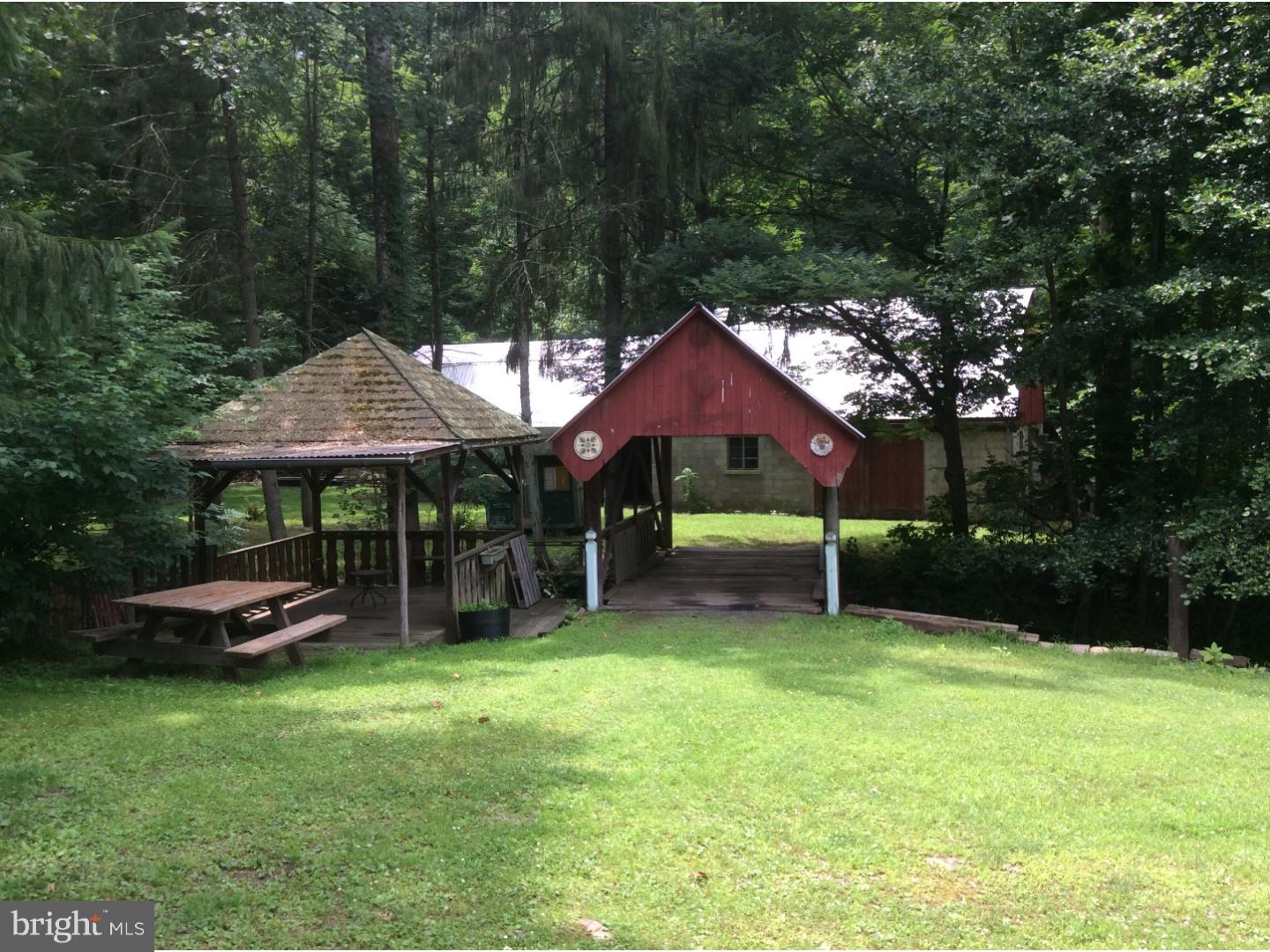 2405 New Holland Road Reading, PA 19607 - Photo 7 of 25 Back Yard