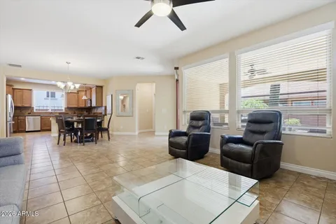 $465,000 | 557 East Laddoos Avenue, San Tan Valley, AZ 85140