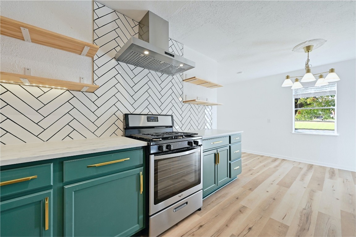 5204 Star Light Terrace Austin, TX 78721 - Photo 13 of 27