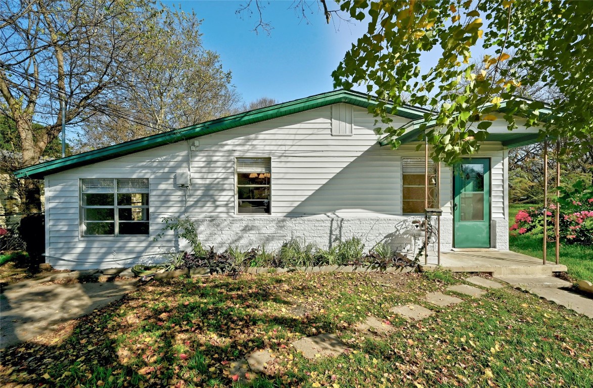 5204 Star Light Terrace Austin, TX 78721 - Photo 27 of 27