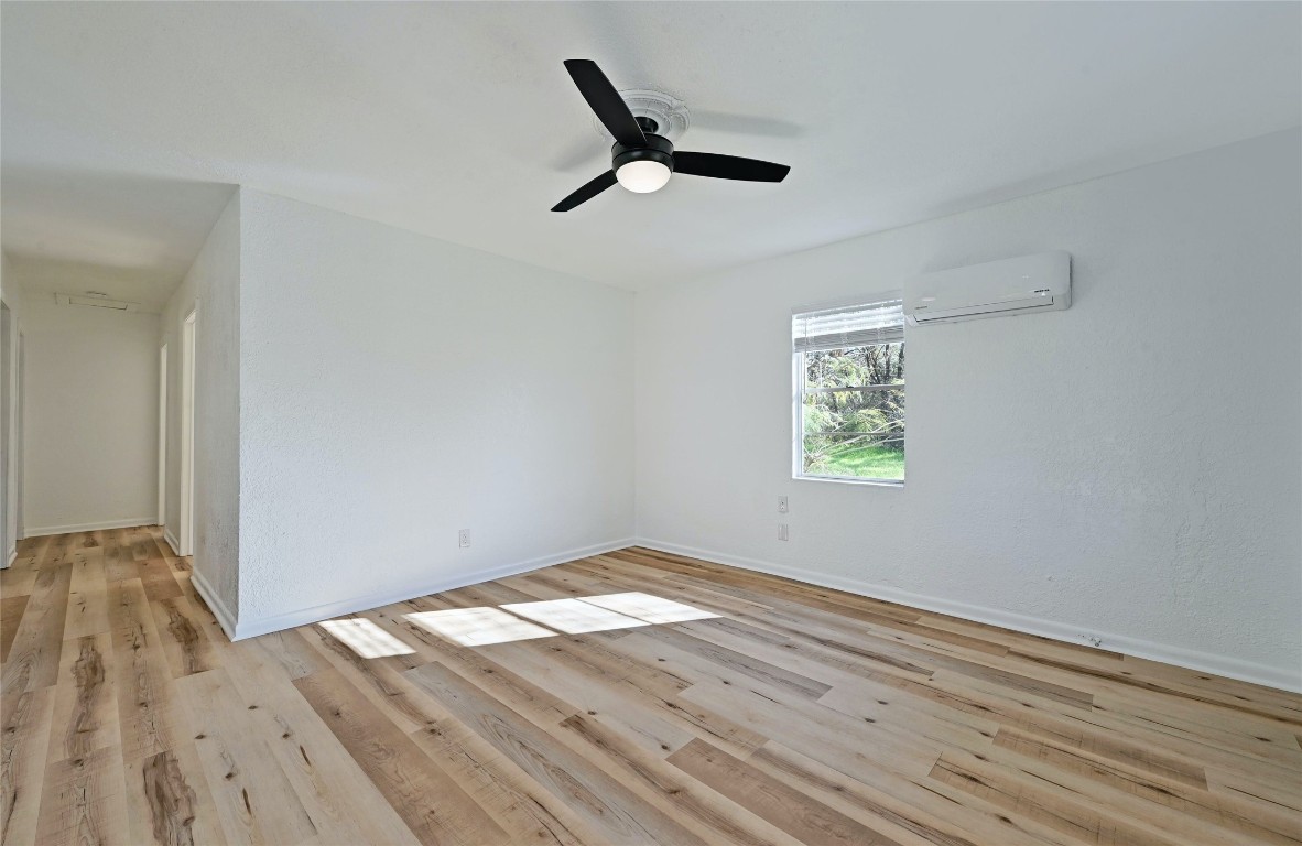 5204 Star Light Terrace Austin, TX 78721 - Photo 5 of 27