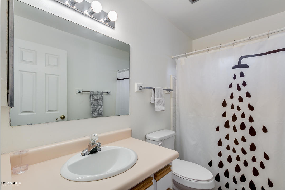 4239 West Redfield Road Phoenix, AZ 85053 - Photo 20 of 31 31-Redfield