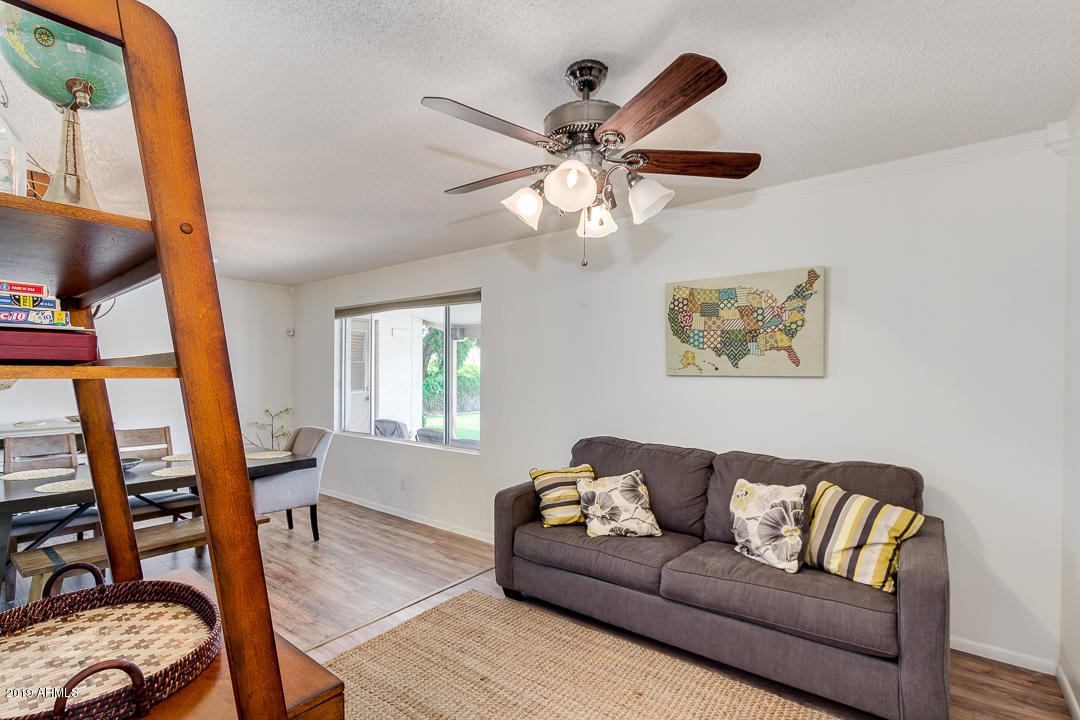 4239 West Redfield Road Phoenix, AZ 85053 - Photo 6 of 31 10-Redfield