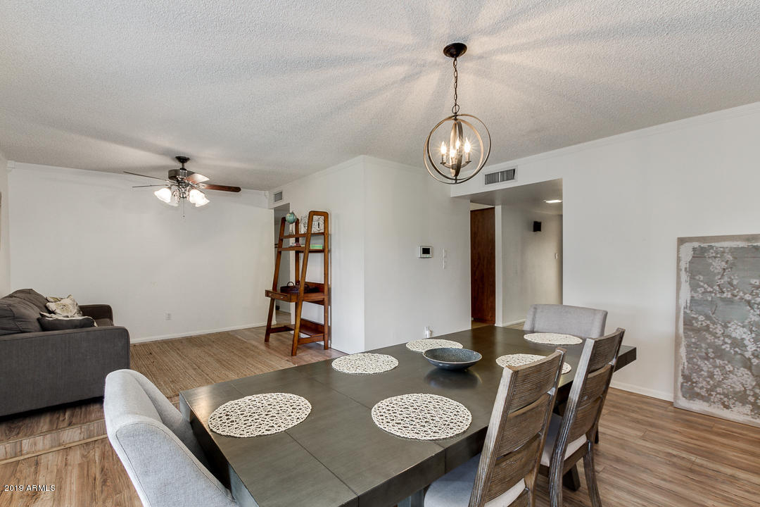 4239 West Redfield Road Phoenix, AZ 85053 - Photo 7 of 31 12-Redfield