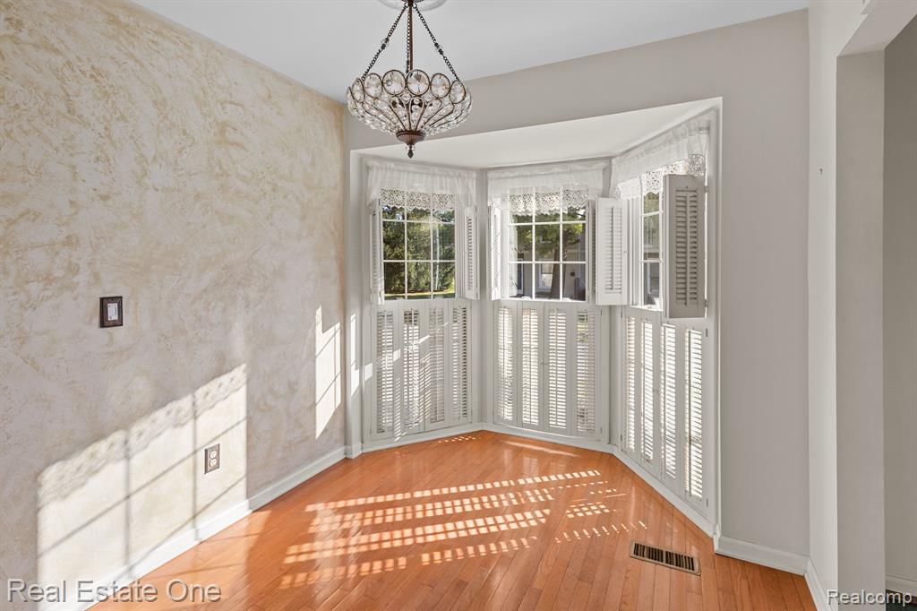 1243 Candlestick Lane Rochester, MI 48306 - Photo 4 of 32