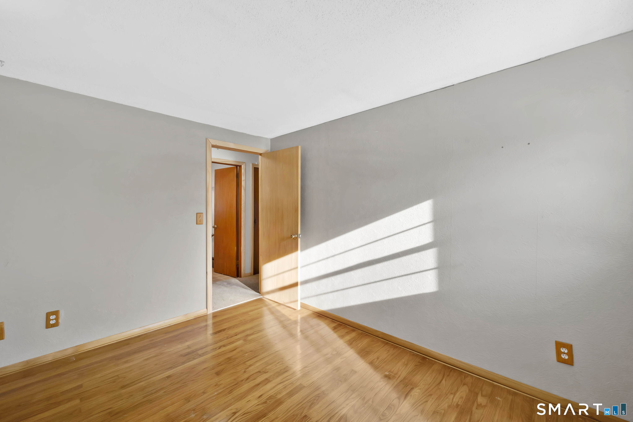 49 Walbridge Hill Road Tolland, CT 06084 - Photo 19 of 33