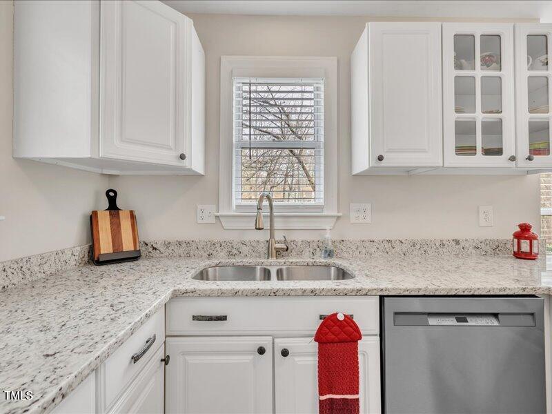 1710 Falls Church Road Raleigh, NC 27609 - Photo 18 of 43 18-1710 Falls Church Rd-13