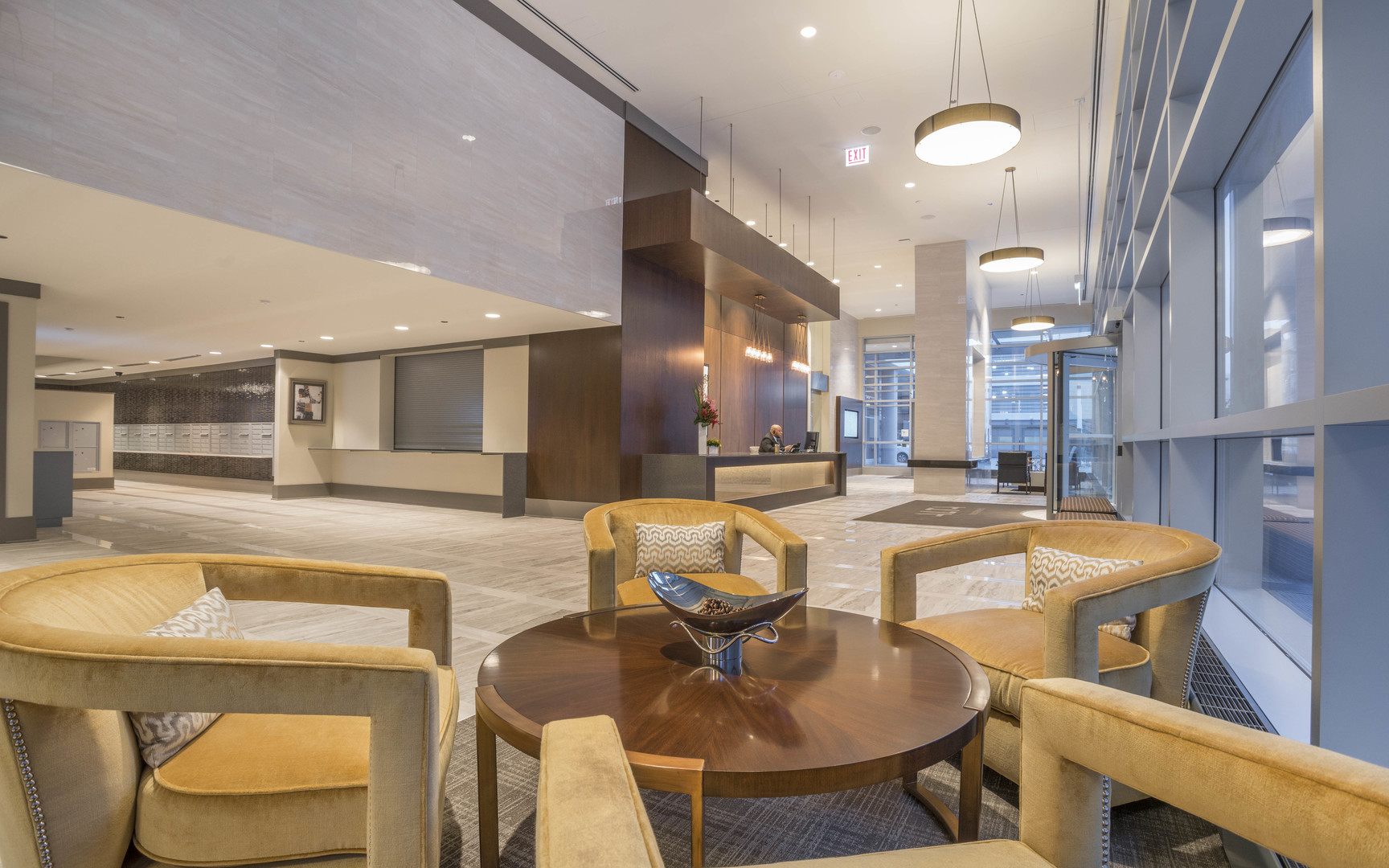 801 South Financial Place, Unit 605 Chicago, IL 60607 - Photo 27 of 31 a dinning area with pool table and chairs
