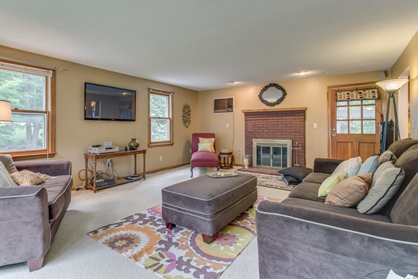 387 Liberty Square Road Boxborough, MA 01719 - Photo 14 of 27 Gallery Image 14