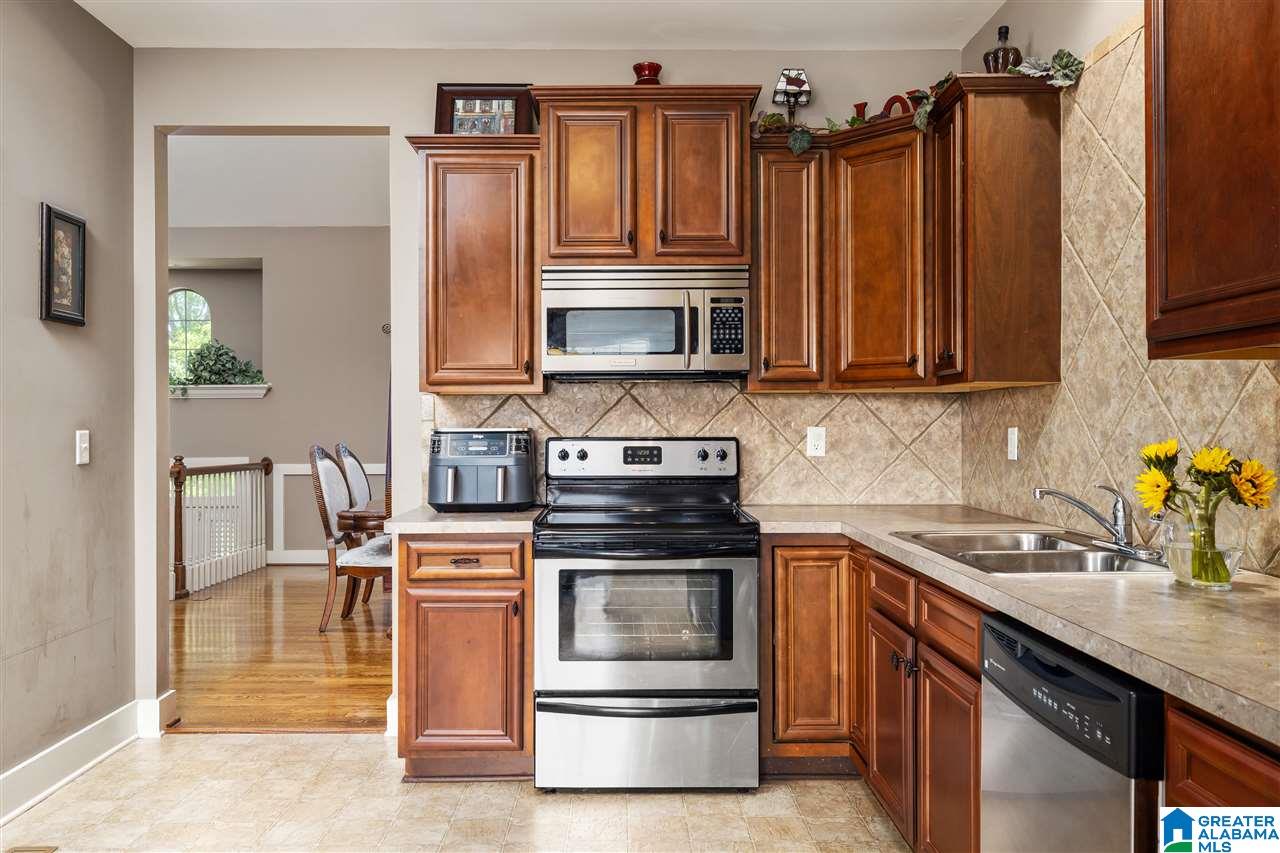 316 Cromwell Alabaster, AL 35114 - Photo 11 of 37