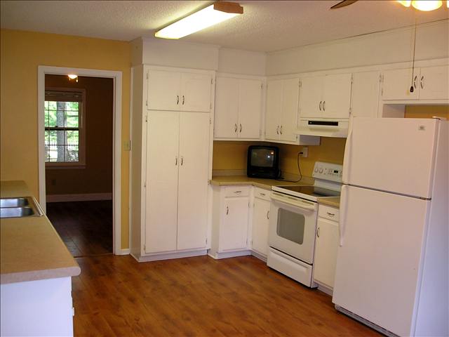 110 Briarcliff Road, Unit CLEMSON ELEMENTARY SCHOOL Central, SC 29630 - Photo 2 of 20 Gallery Image 2