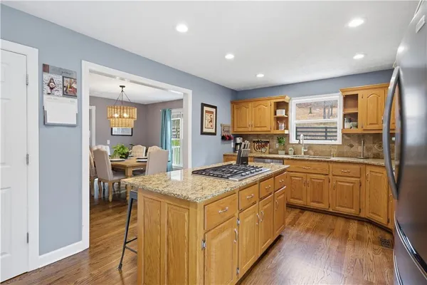 $618,300 | 680 East Valley Road Northeast, Rydal, GA 30171