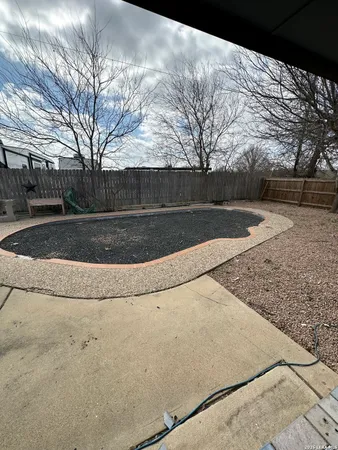 $1,950 | 211 Uecker Drive, Spring Branch, TX 78070