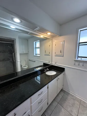 $1,950 | 211 Uecker Drive, Spring Branch, TX 78070