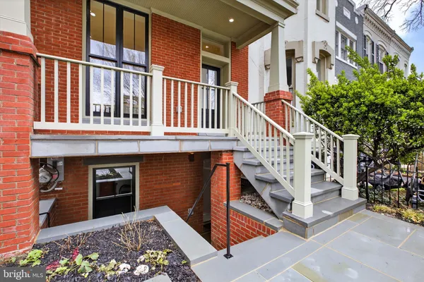 $3,499,000 | 629 South Carolina Avenue Southeast, Washington, DC 20003