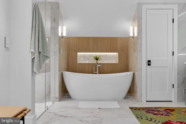 $3,499,000 | 629 South Carolina Avenue Southeast, Washington, DC 20003