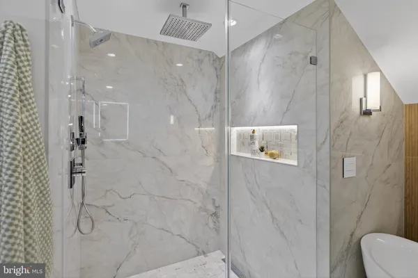 $3,499,000 | 629 South Carolina Avenue Southeast, Washington, DC 20003
