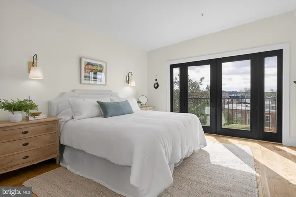 $3,499,000 | 629 South Carolina Avenue Southeast, Washington, DC 20003