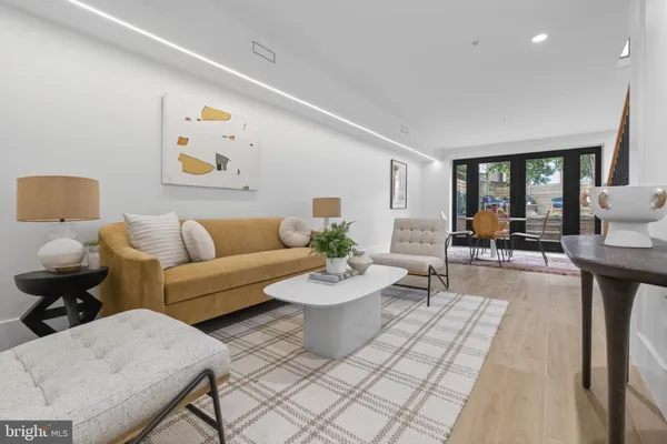 $3,499,000 | 629 South Carolina Avenue Southeast, Washington, DC 20003