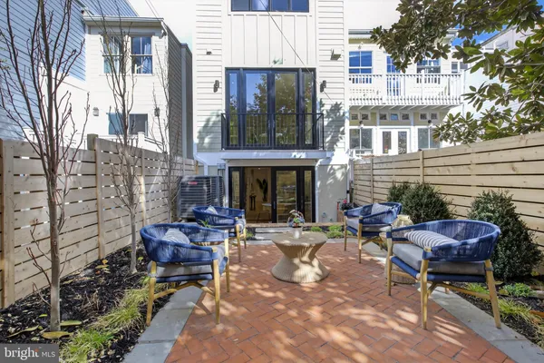 $3,499,000 | 629 South Carolina Avenue Southeast, Washington, DC 20003