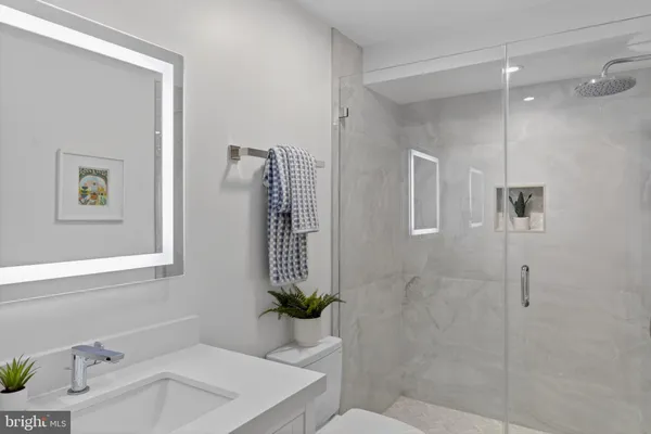 $3,499,000 | 629 South Carolina Avenue Southeast, Washington, DC 20003