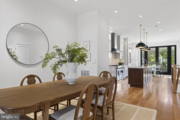 $3,499,000 | 629 South Carolina Avenue Southeast, Washington, DC 20003