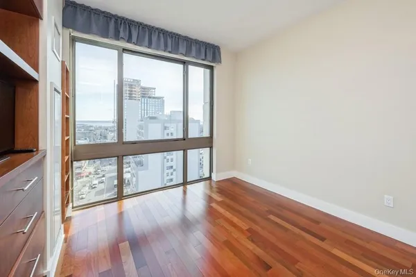 $674,900 | 175 Huguenot Street, Unit 1604, New Rochelle, NY 10801