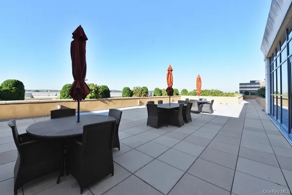 $674,900 | 175 Huguenot Street, Unit 1604, New Rochelle, NY 10801