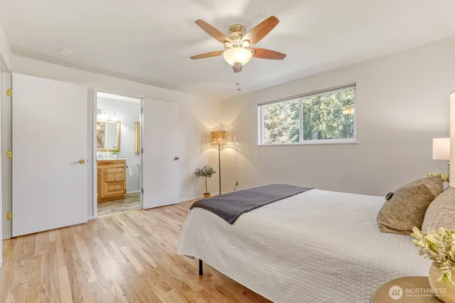 $799,000 | 23312 44th Avenue West, Mountlake Terrace, WA 98043