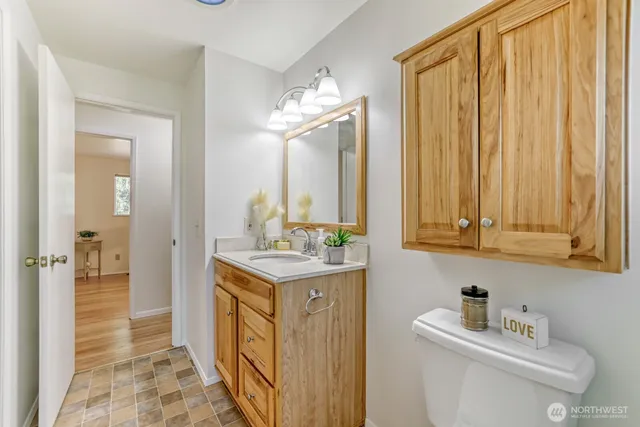 $799,000 | 23312 44th Avenue West, Mountlake Terrace, WA 98043