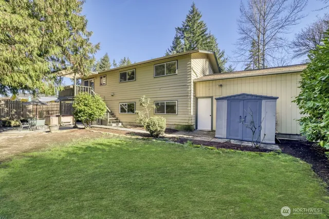 $799,000 | 23312 44th Avenue West, Mountlake Terrace, WA 98043